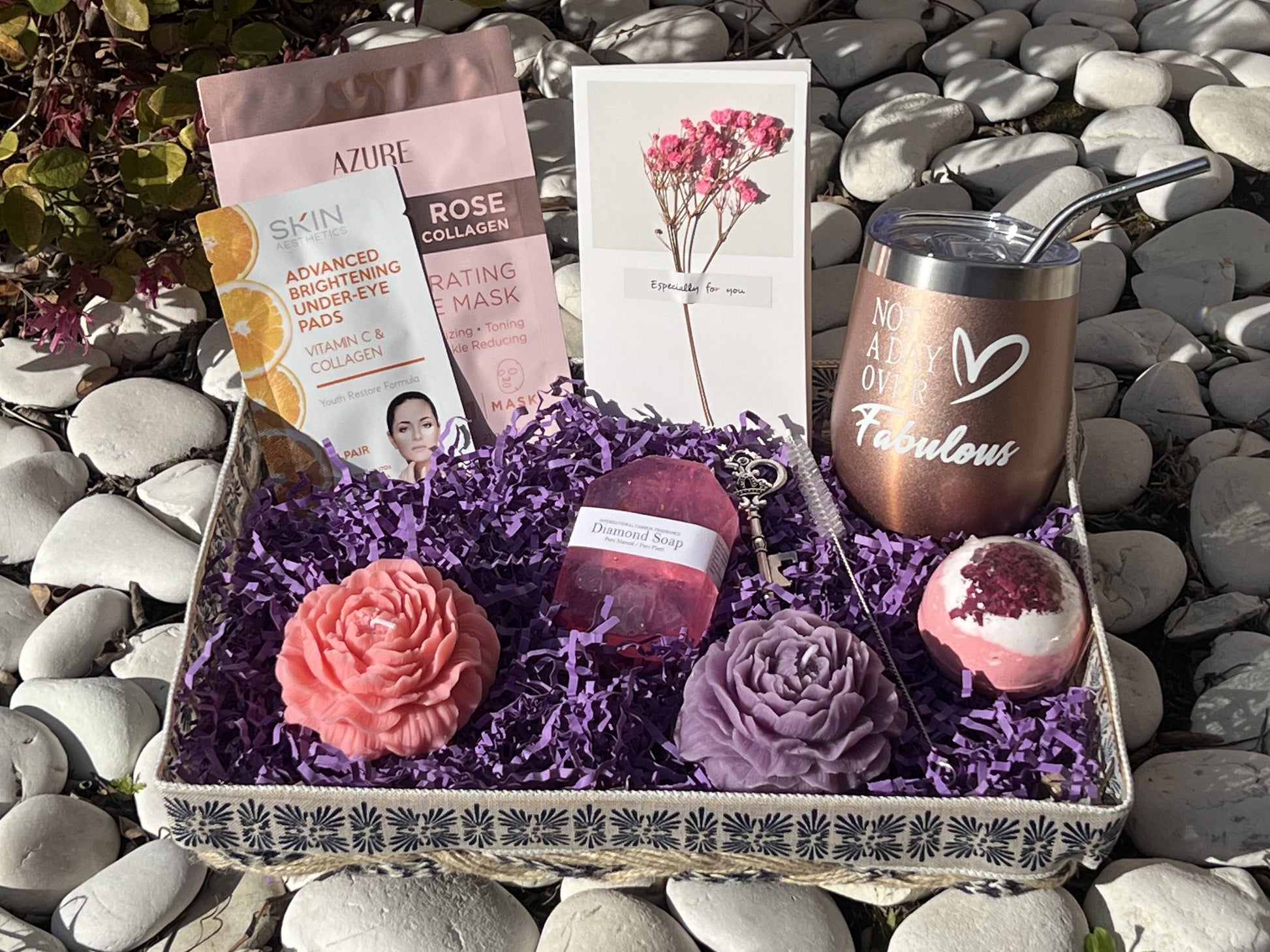 BlossomandRelaxCustomGiftBasket