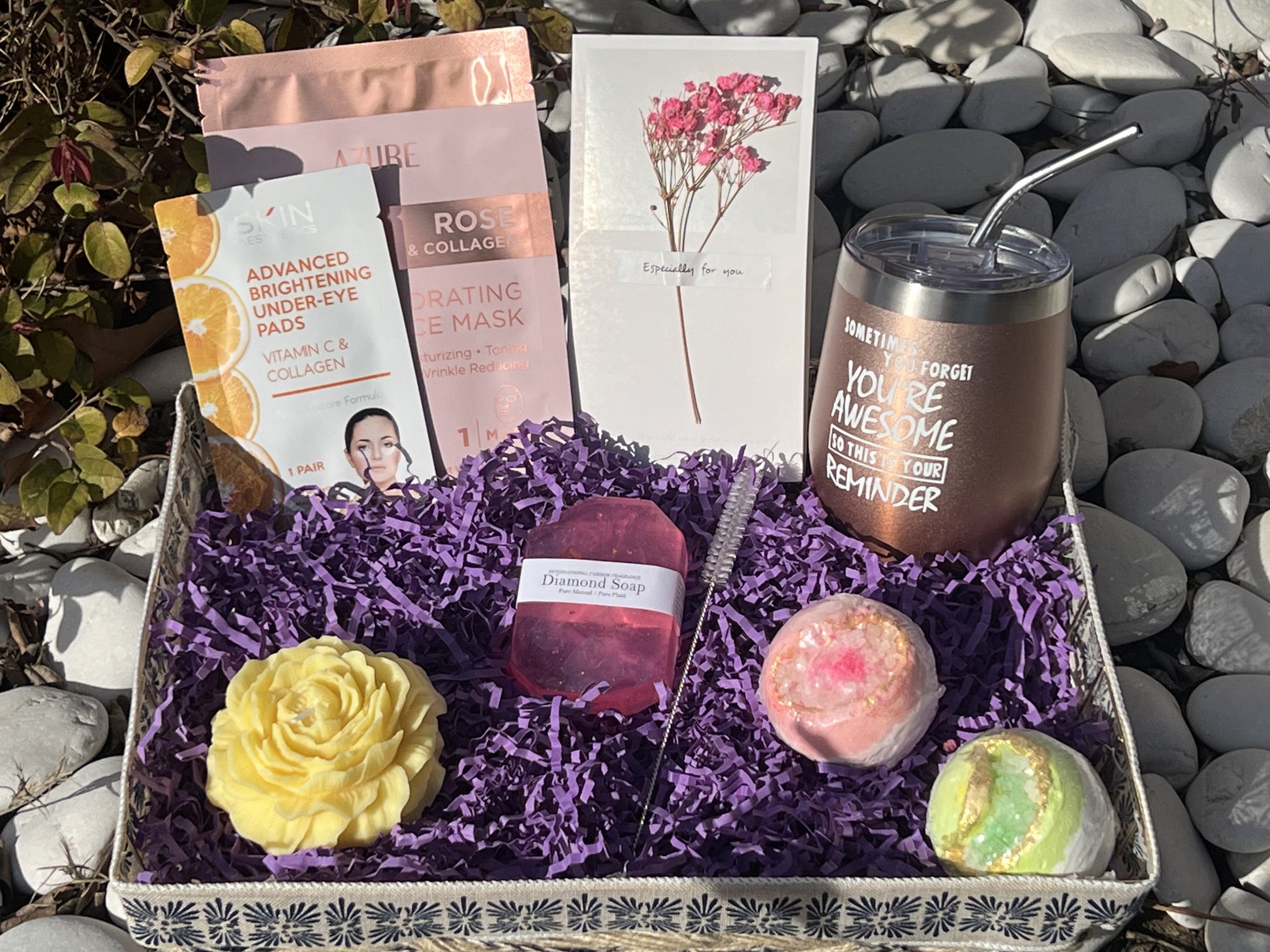 BlossomandRelaxCustomGiftBasket